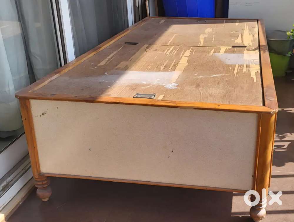 Sagwan (Teak) Wood Bed with Storage - Excellent Condition