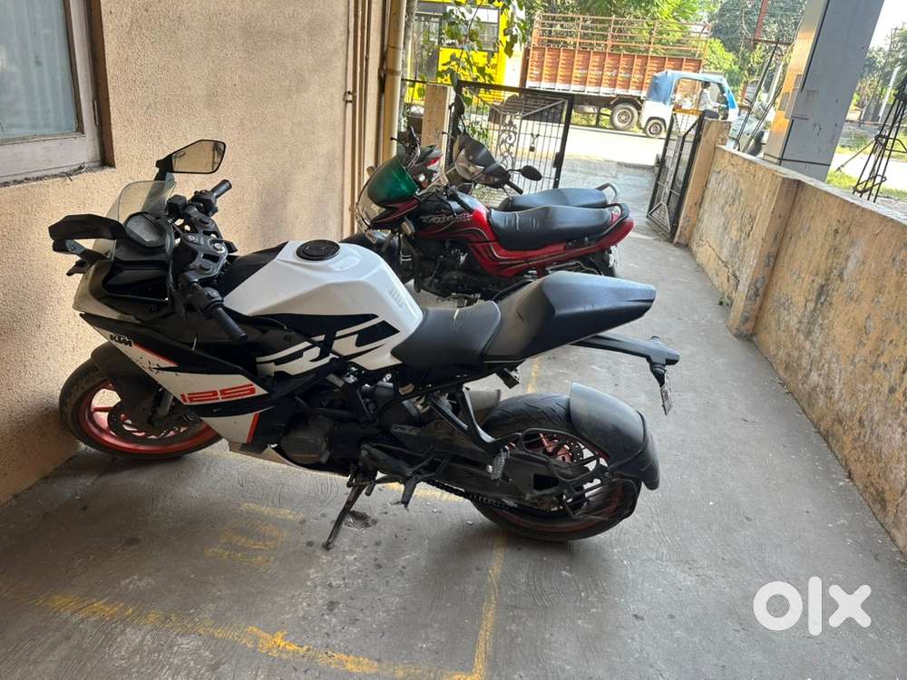 Black white orage attractive colour 1st owner