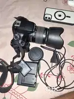 Canon 3000d camera ka cup milega aur 2 memory hai bag hai 2 buttery