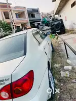 Toyota Corolla Altis 2005 Petrol Well Maintained
