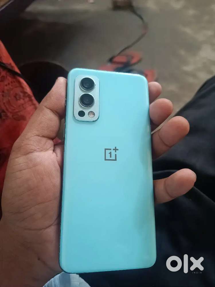 One plus nord 2 display change
