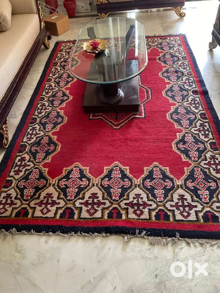 KASHMIR CARPET + COFFEE TABLE