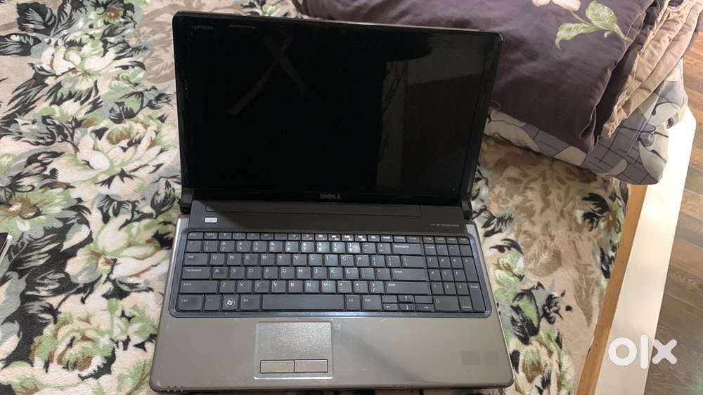 Dell Inspiron 1564