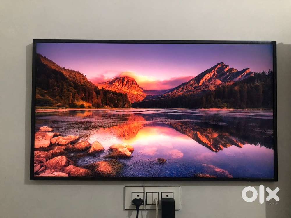 Samsung New frame tv 43 inch one day old