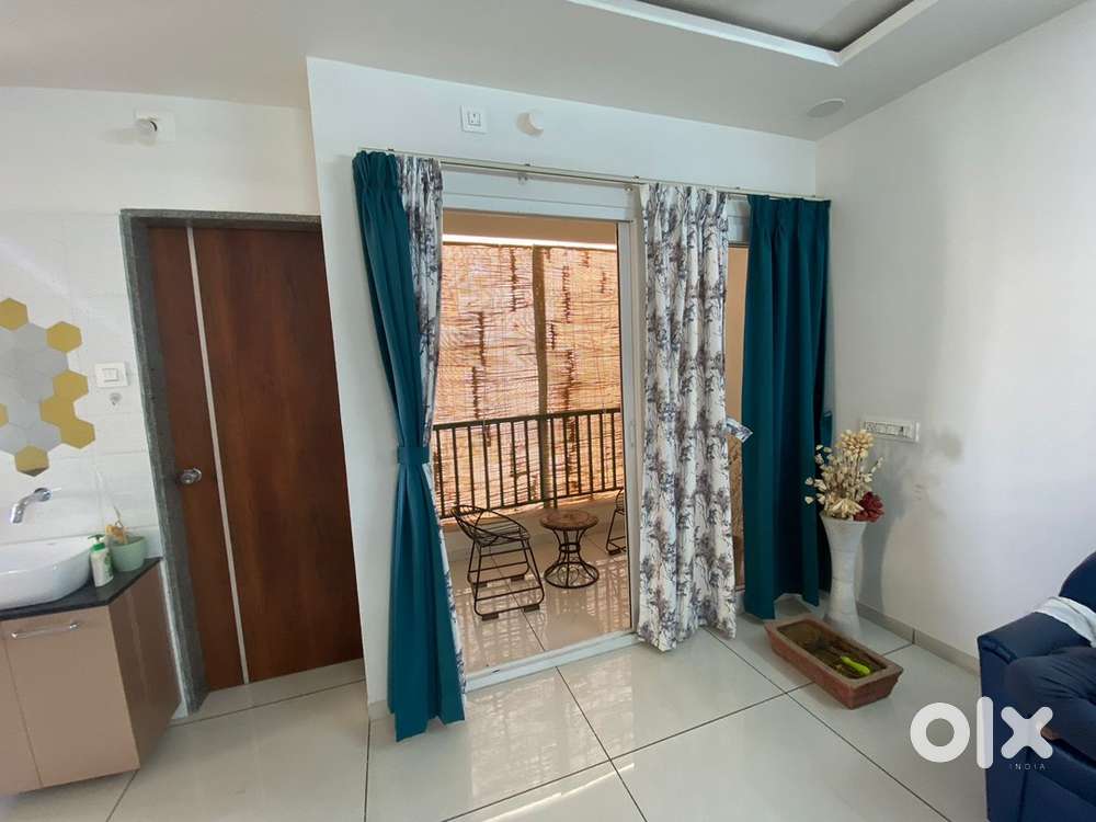 2bhk furnished house on rent Atladra sun pharma road