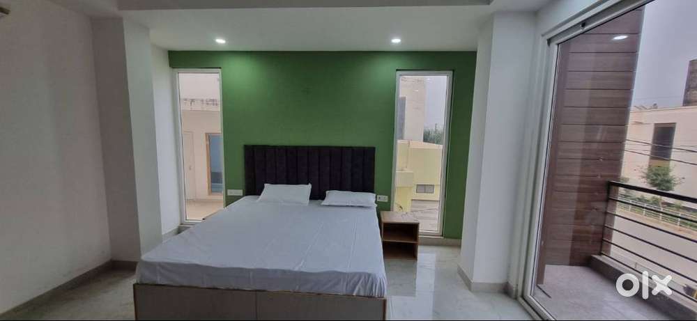 Premium PG Rooms – No Brokerage  Move In Today - Happy Living