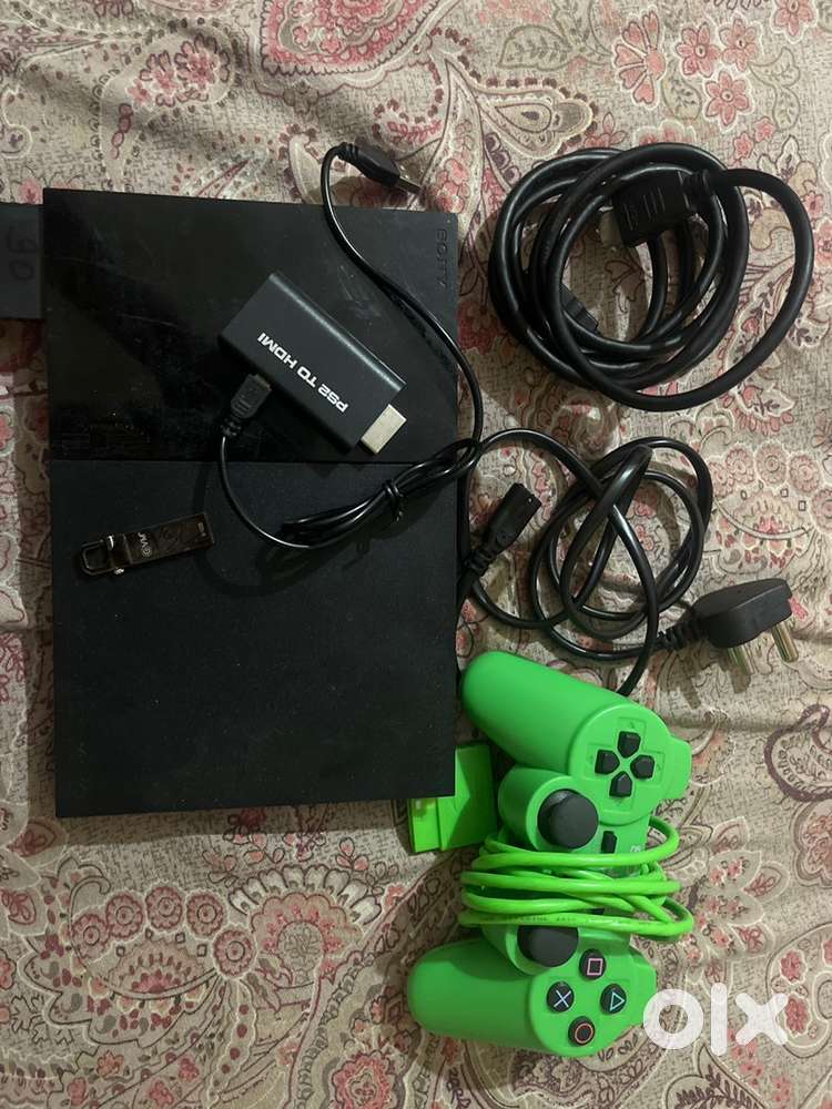 Playstation 2 with 2 controller