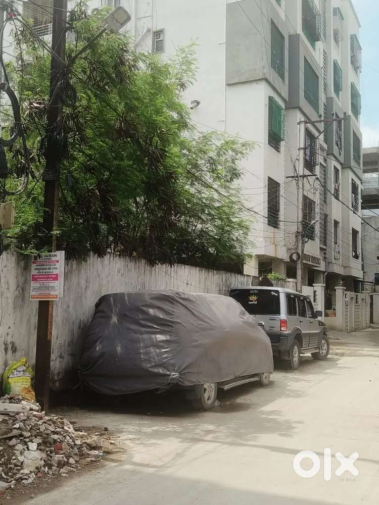 200 SQ.YDS CORNER OPEN PLOT FOR SALE  GULSHAN COLONY