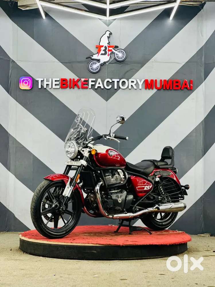 ROYAL ENFIELD SUPER METEOR 650 (CELESTIAL RED)