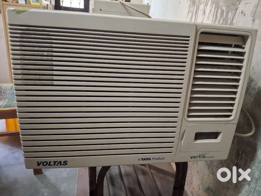 Voltas window AC