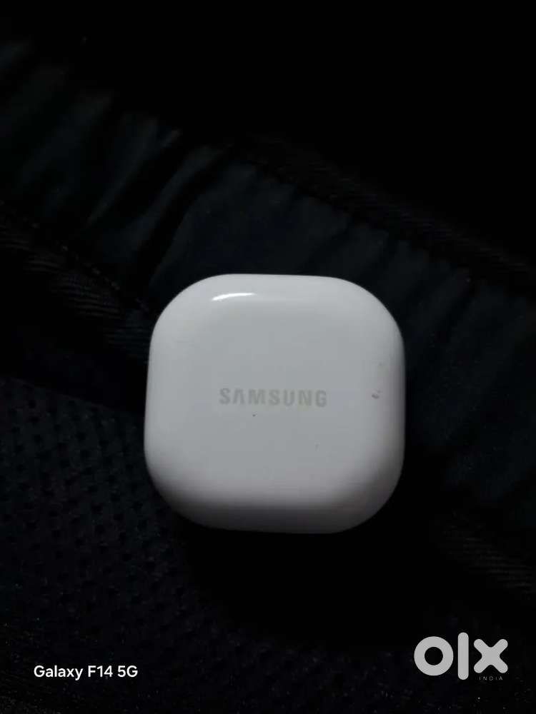 Samsung premium galaxy buds 2 Case Only