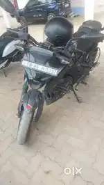 Bajaj N160 Black Dual channel Abs