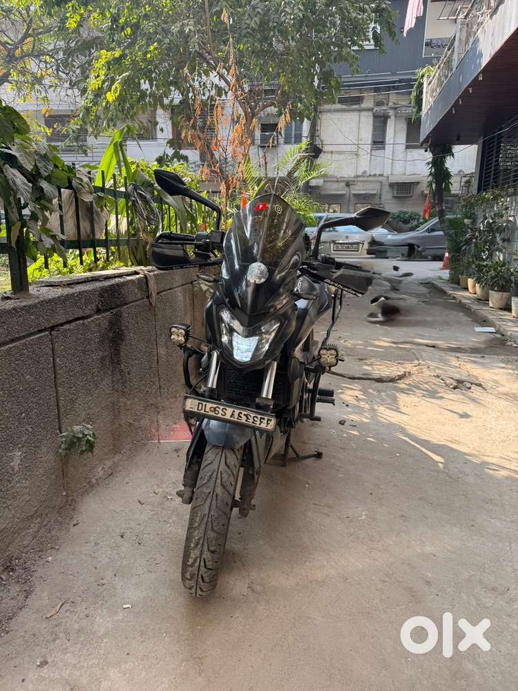 Dominar 400 - New tyres & chain set