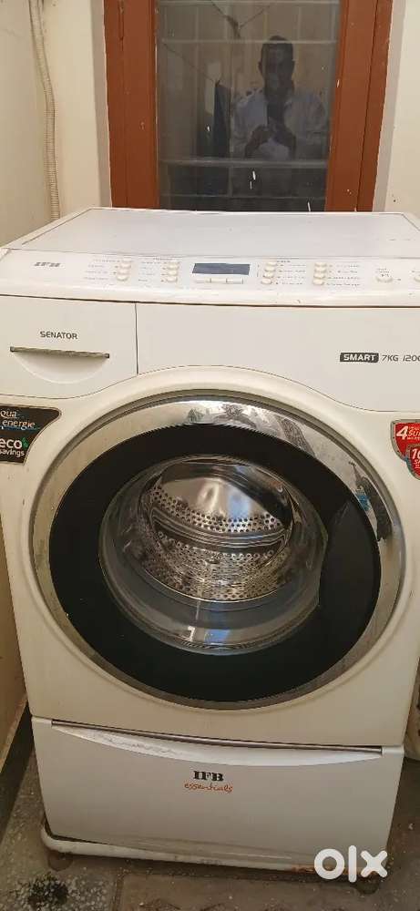 Washing machine.
