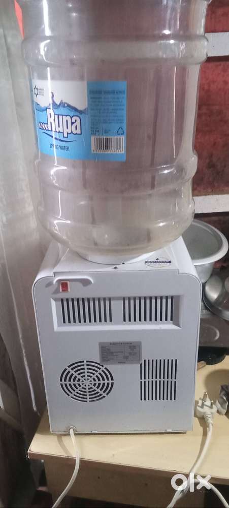 Electric hot and cold water filter