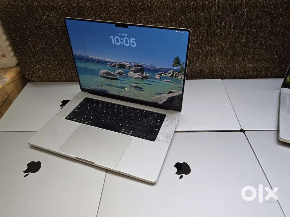 M1 PRO  Apple Macbook 16inch 16gb 512gb SSD  Retina XDR Display