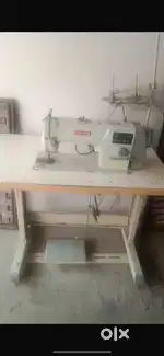Stiching machine in very good candition