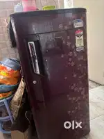 The Whirlpool refrigerator 190 ltr 4 star for sale