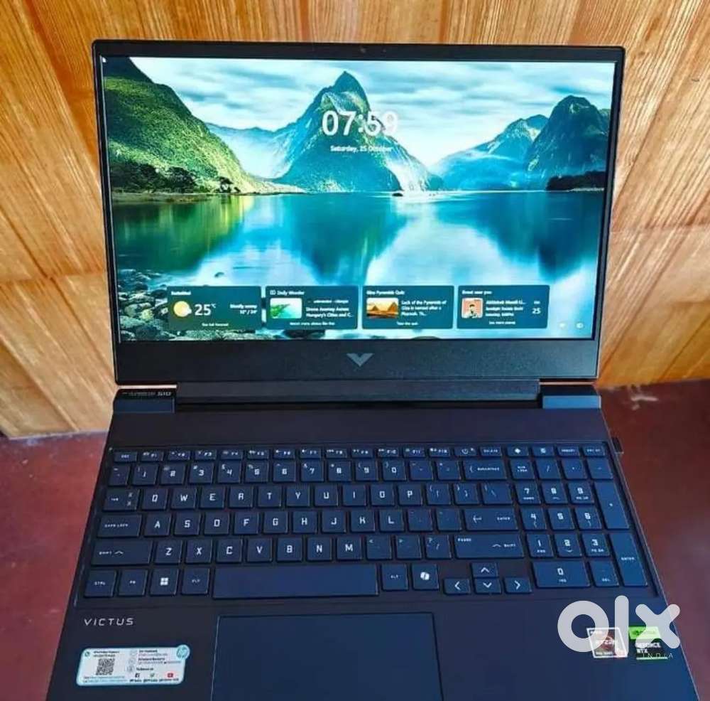 HP Victus Gaming Laptop Ryzen 7 7445HS