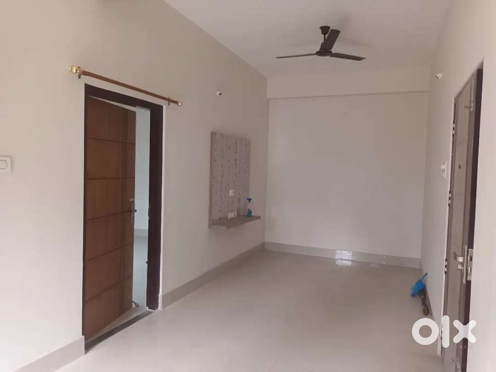 2 BHK flat at prime flood free location for rent