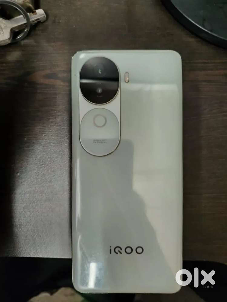 iQOO Z9s good condition