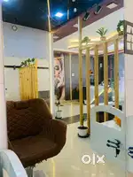 Luxury unisex salon for lease