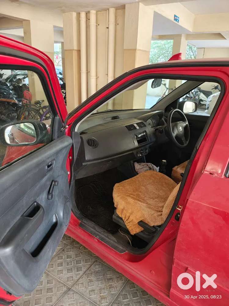 Maruti Suzuki Swift 2008 Petrol 70000 Km Driven