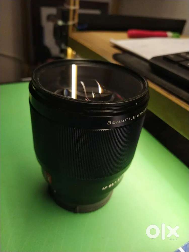 Viltrox 85 mm sony FE mount both crop sensor and full frame compatible