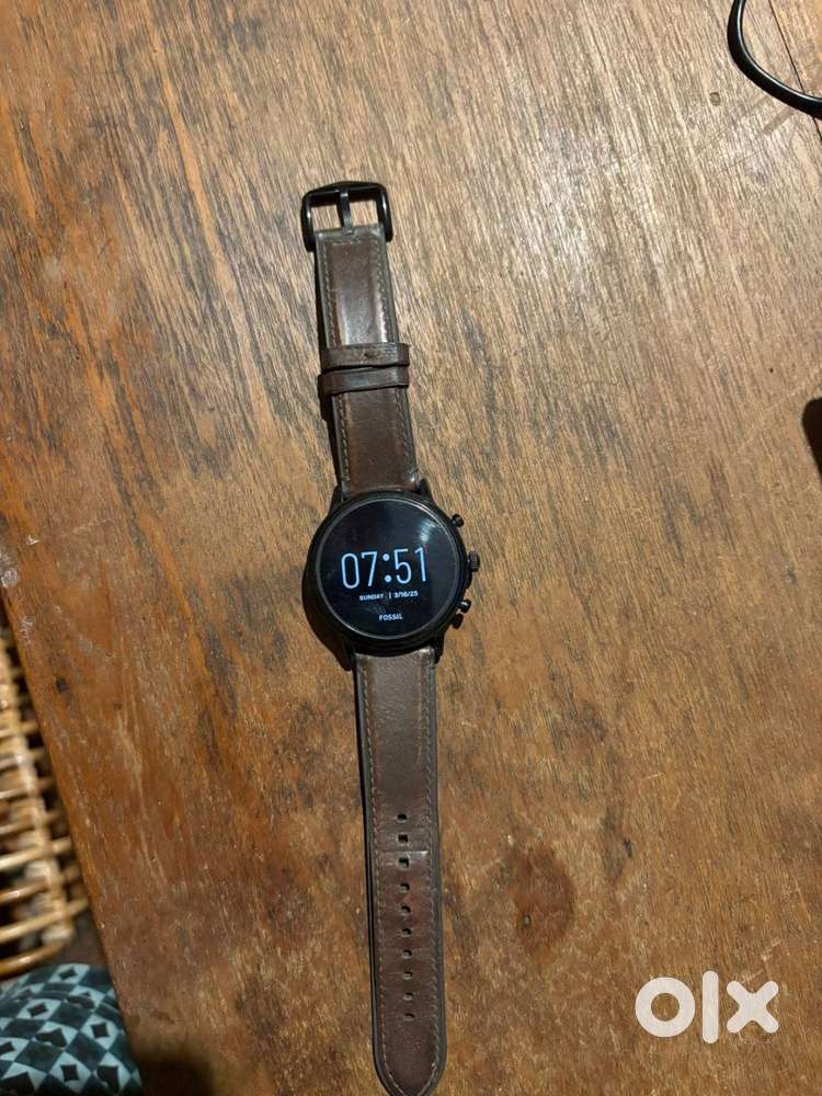 Fossil Carlyle Smartwatch – Excellent Condition