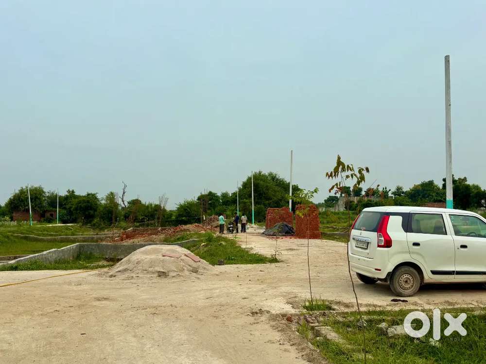 Plot for sale in Tilapta on main dadri road