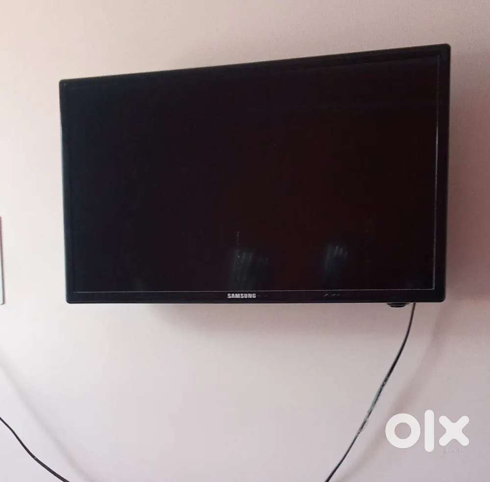Samsung 34 inches led tv