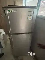 SAMSUNG OLD FRIDGE