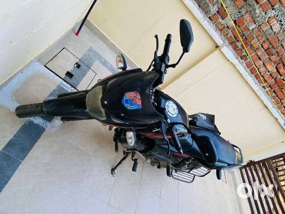 Bajaj pulser 150