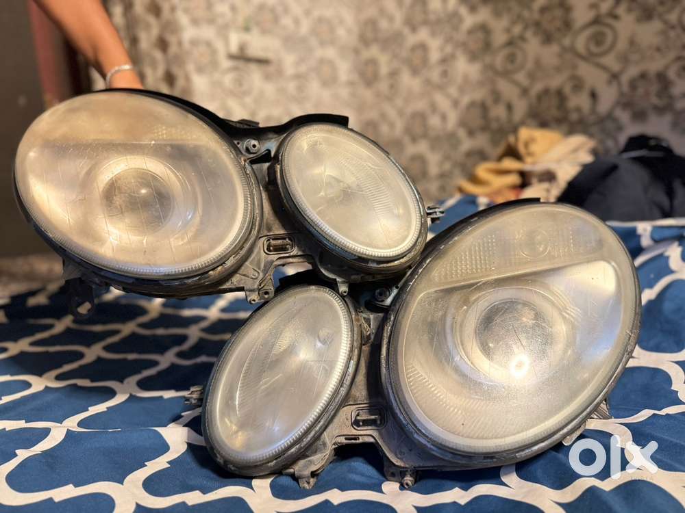 Mercedes benz Headlights