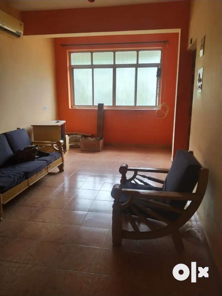 1 bhk semi furnished flat for rent in chicalim
