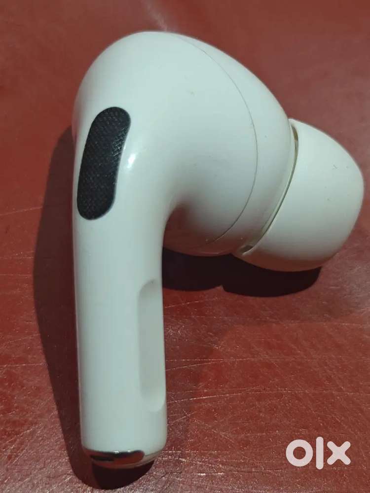 Airpods pro left side