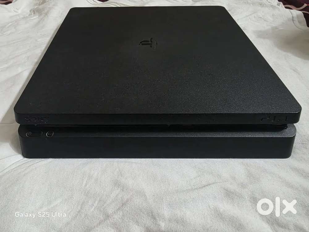 Play Station 4 Slim 1 TB