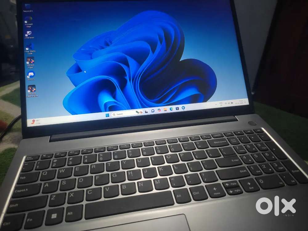 ryzen 5 lenovo laptop