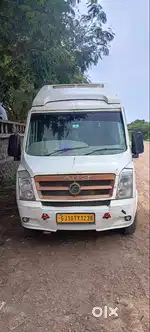 TEMPO TRAVELLER
