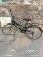 लहान मुलांची व मोठ्या मुलांची सायकल देणे आहे व आकार देणे आहे