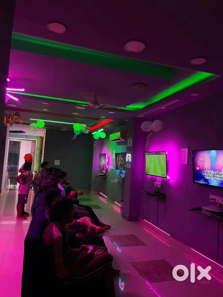 Full gaming setup available for sale only few months old