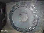 Dj bass single speaker 1200wat 2 pic ha  good condition