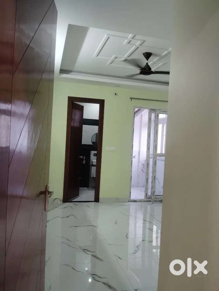 Rent 3 bhk society flat new nr balliwala chowk