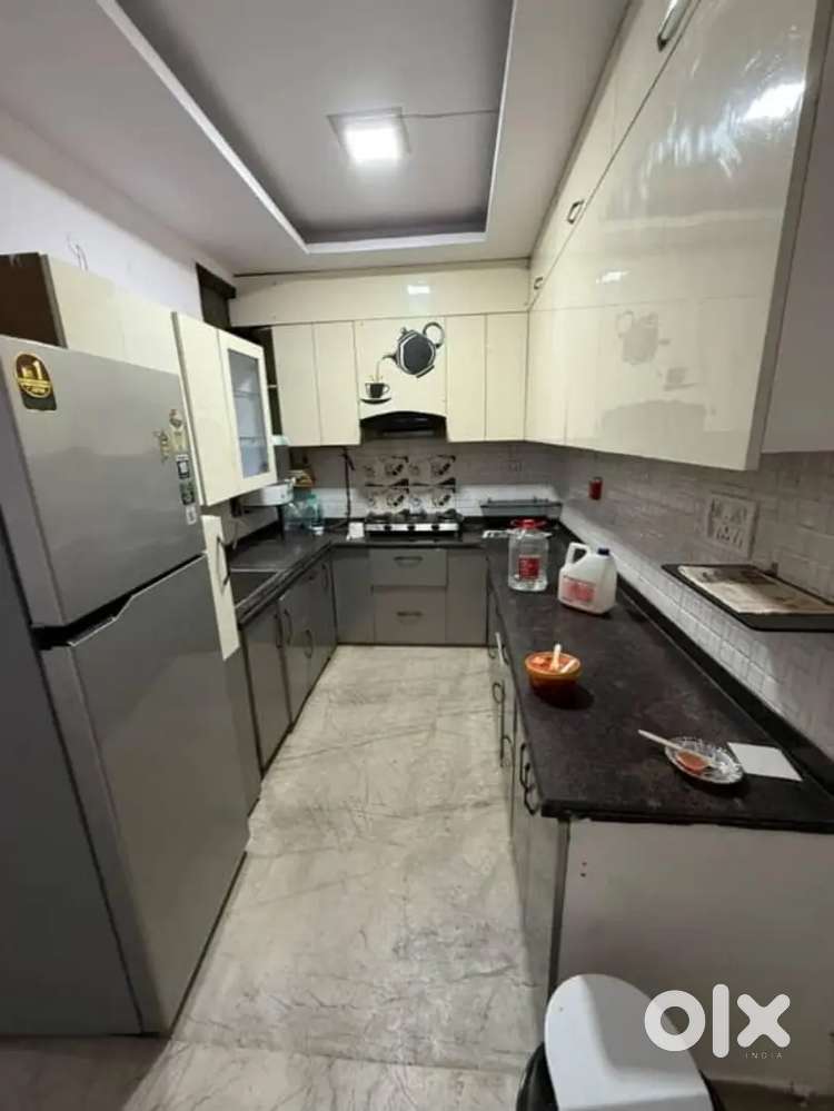 II GOHRI PROPERTIES II 2BHK UPPER GROUND FLOOR FURNISHED READY TO MOVE