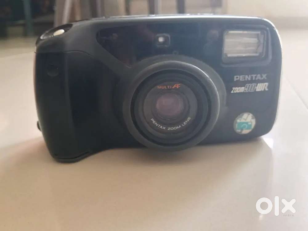 Pentax 90 zoom wr camera