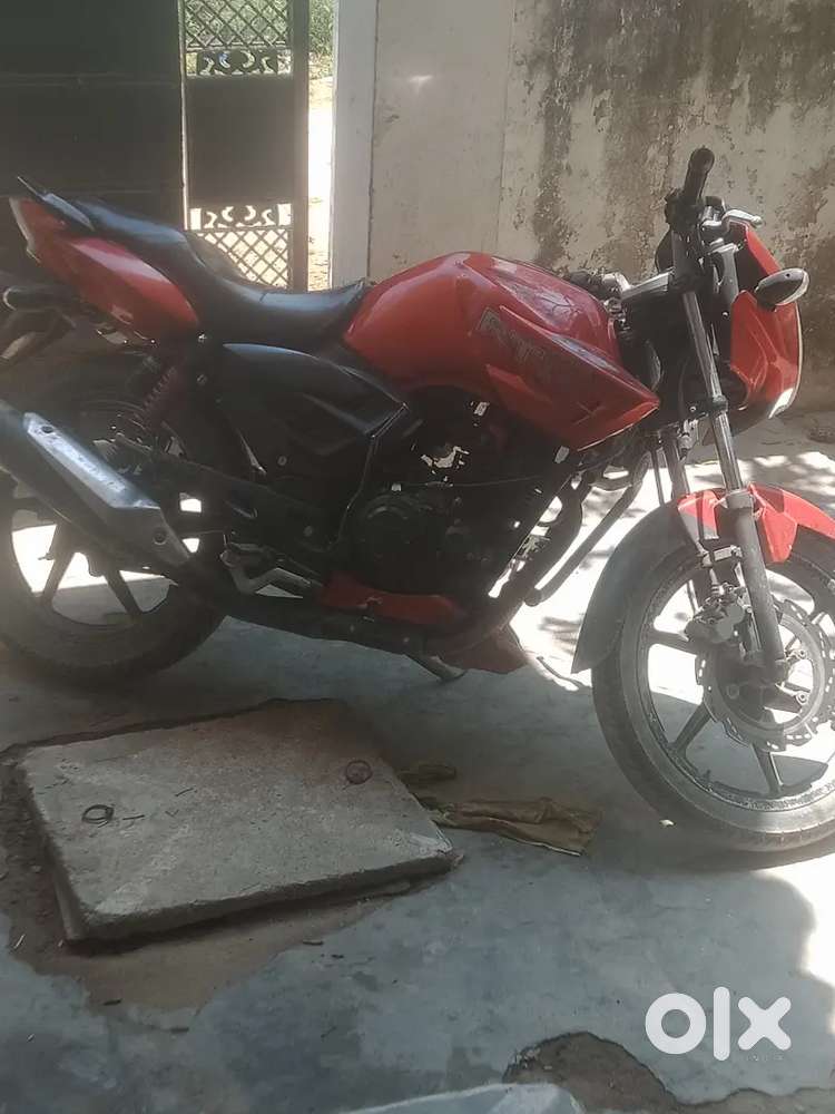 Selling my appache rtr 160Cc running well condition engine is not open