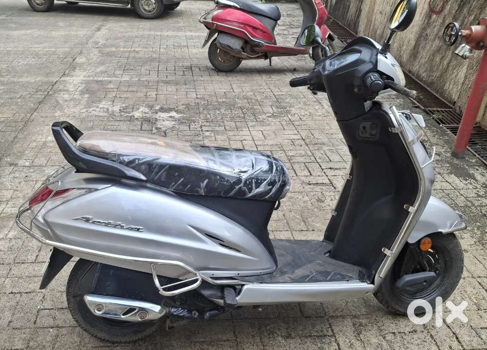 Single use scratchless activa honda
