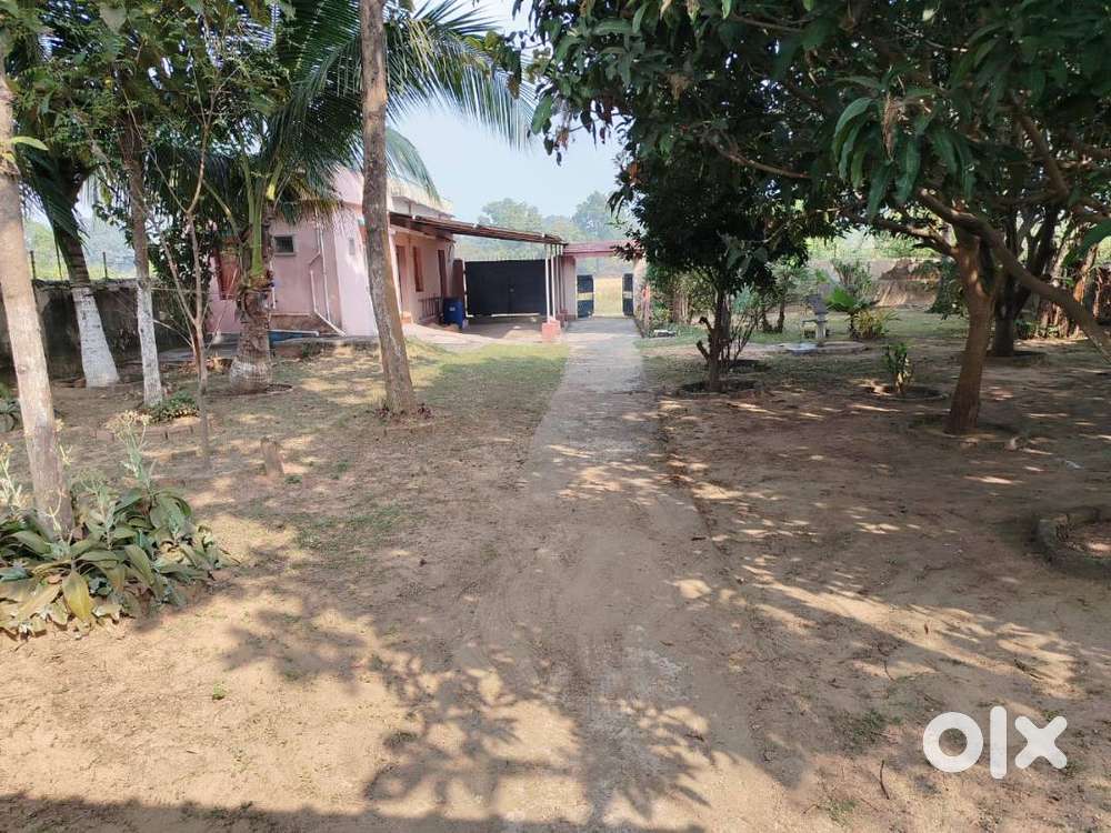 Urgent sale of Vastu Land