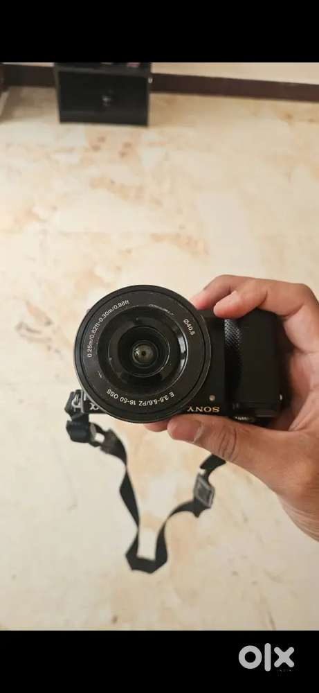 Sony Alpha A5000 Camera