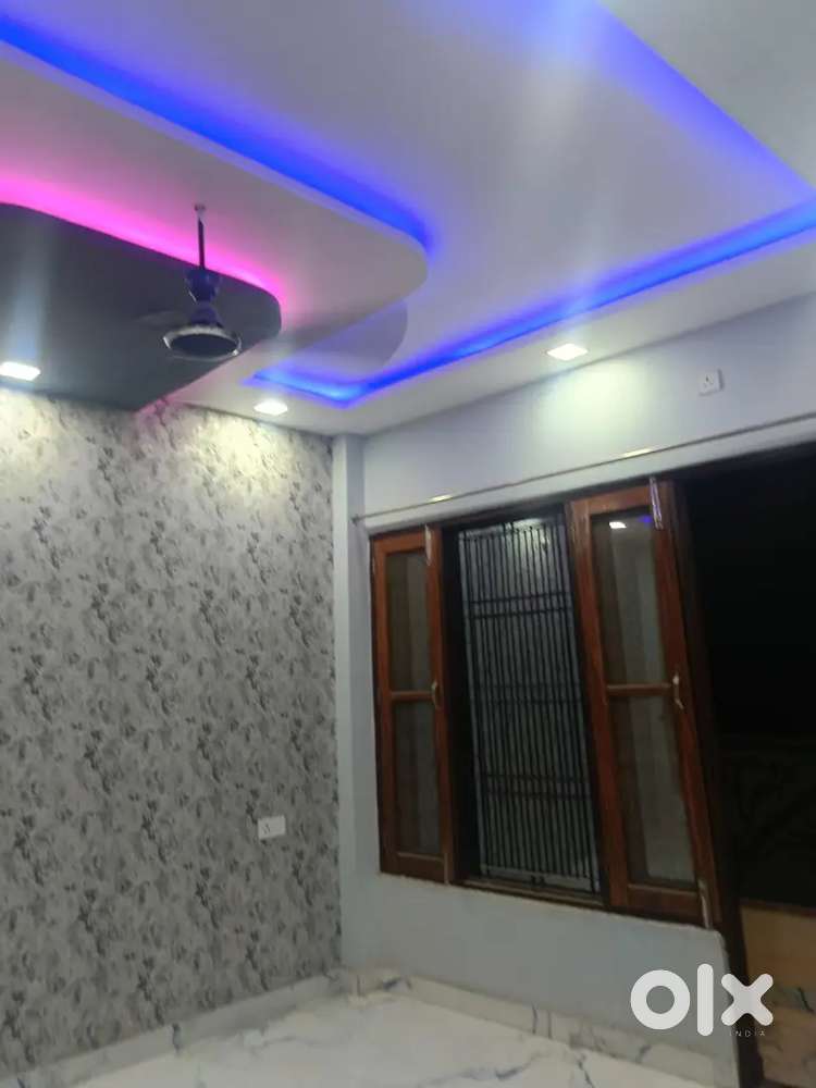 Newly 3 Bhk flat available near saket nagar